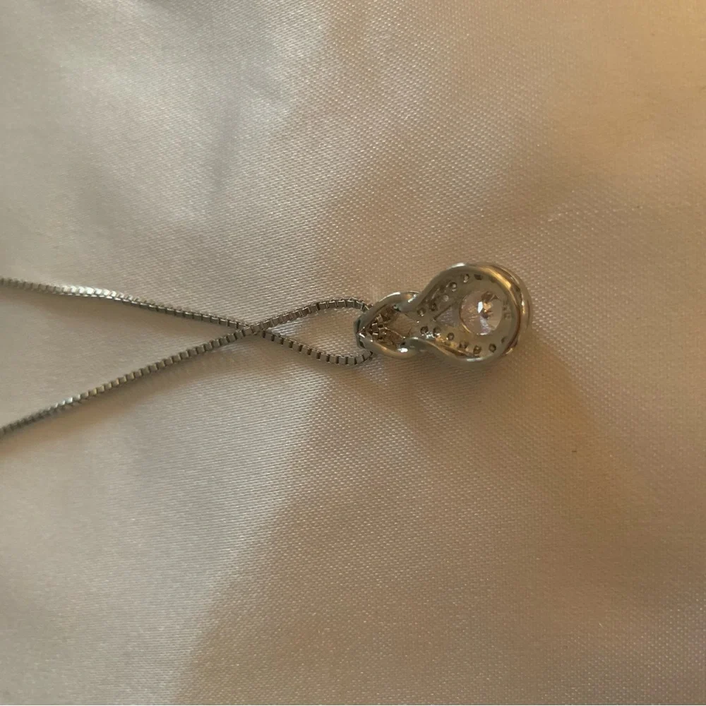 NEW! Silver rhodium necklace with beautiful pendant  with Swarovski crystals - Picture 4 of 7